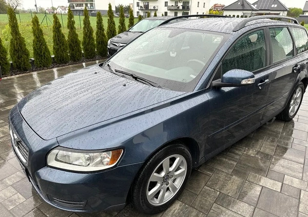 Volvo V50 cena 15900 przebieg: 320000, rok produkcji 2008 z Sława małe 529